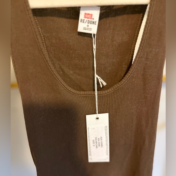 Re/Done x Hanes NWT 90’s tank - Picture 4 of 8